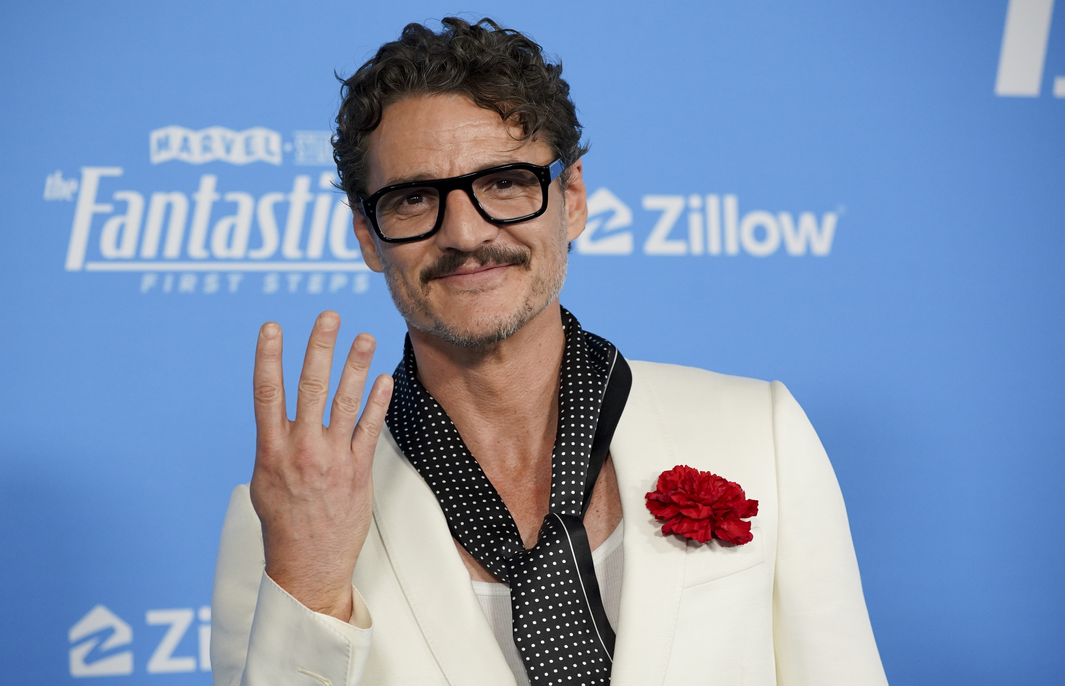 Zbog ovog detalja svi su već zaboravili dodelu Oskara: Samo jedan potez Pedra Paskala zapalio mreže