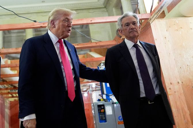 Donald Tramp i Džerom Pauel Donald Tramp i Džerom Pauel