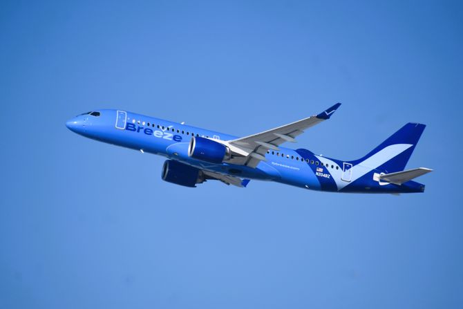 Breeze Airways A220 Airbus