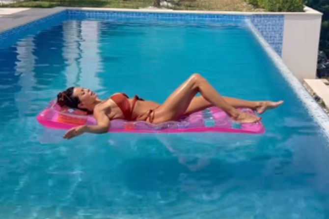 Nikolina Pišek Nikolina Pišek