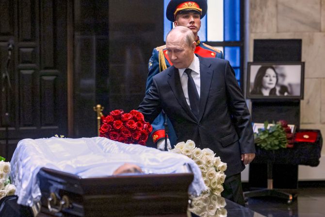 Vladimir Putin sahrana Irine Podnosove Vladimir Putin sahrana Irine Podnosove