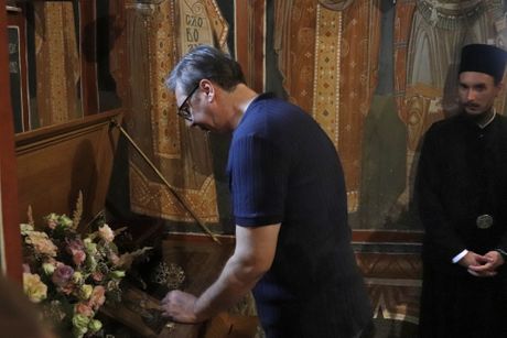 Tumane, Aleksandar Vučić Tumane, Aleksandar Vučić
