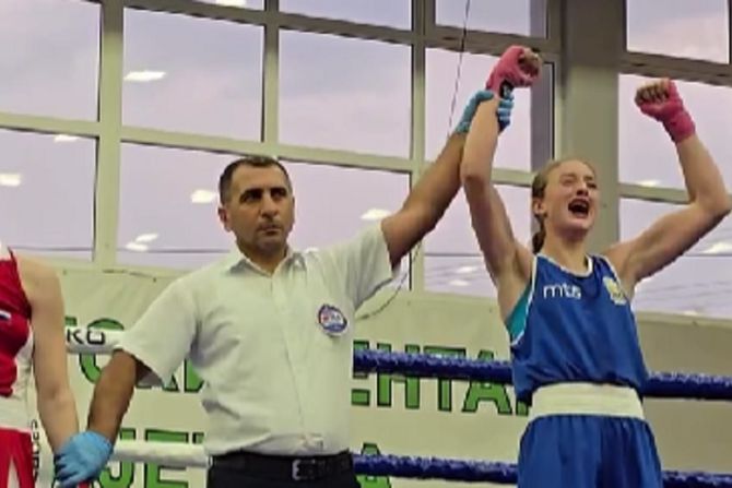 Mia Topić Mia Topić