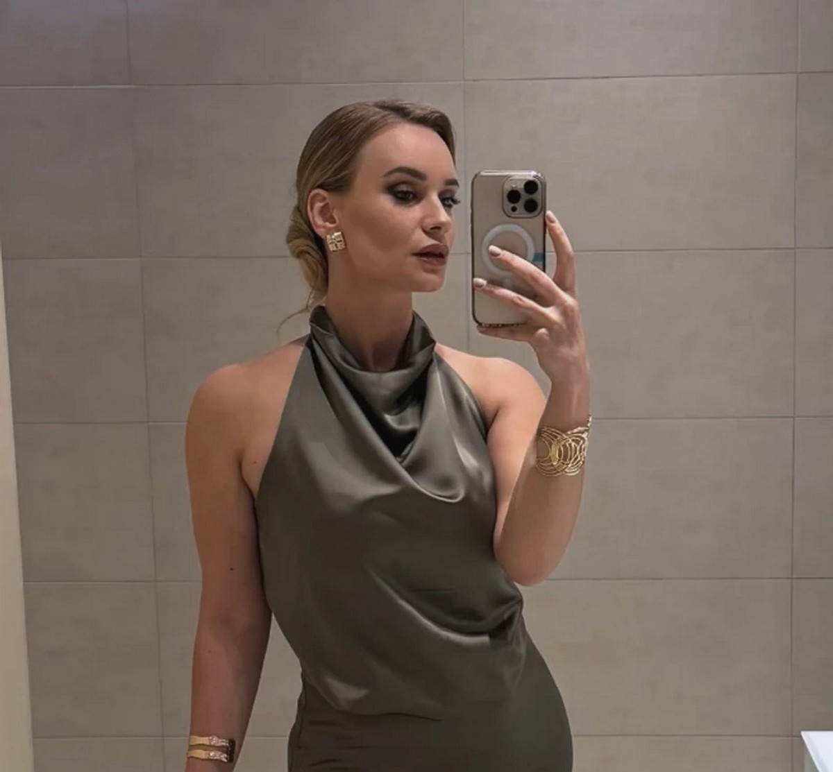 "Tražili su 1.000 evra" Pevačica progovorila o uceni, pa o sknadalu pred finale Zvezda Granda: Nije se rešilo!