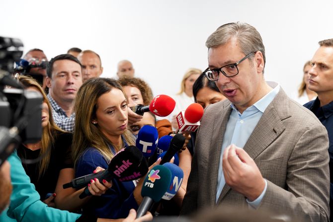 Aleksandar Vučić Batajnica Aleksandar Vučić Batajnica