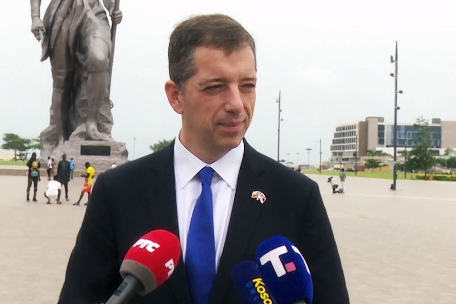 Đurić čestitao Uskrs: U srpskom narodu Uskrs je deo istorijskog i duhovnog pamćenja