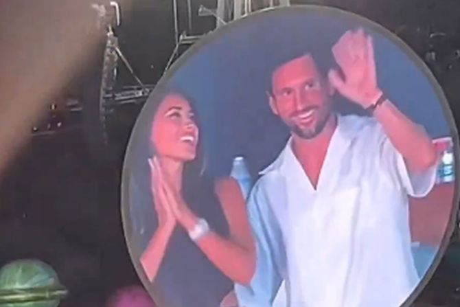 Lionel Mesi, Antonela Rokuzo, Colplay