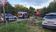 Drama u Novom Sadu: Zapucao kad su došli vatrogasci, a onda pobegao u kuću! Stigla policija sa DUGIM CEVIMA