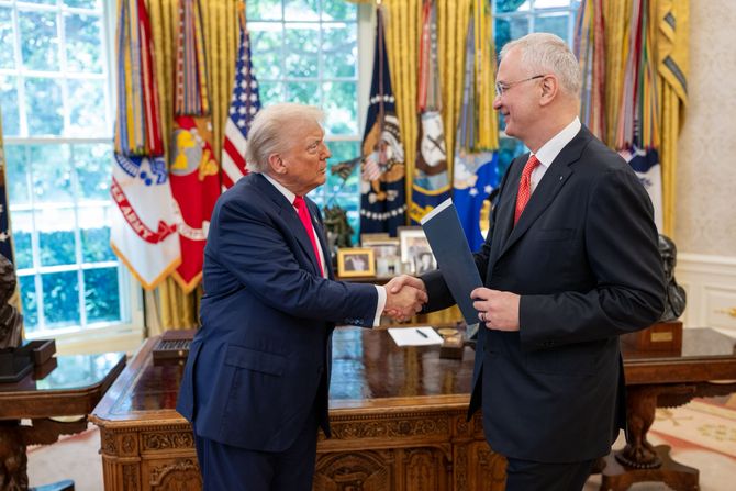 Dragan Šutanovac i Donald Tramp Dragan Šutanovac i Donald Tramp