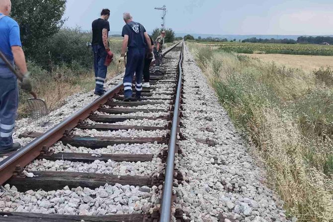 Železnica, pruga, voz Železnica, pruga, voz