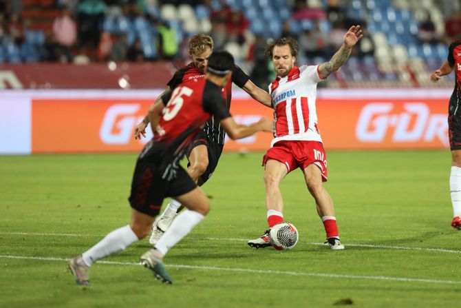 FK Crvena Zvezda - Linkoln, Kvalifikacije za LŠ