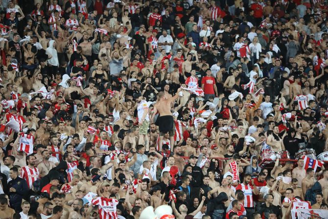 FK Crvena Zvezda - Linkoln, Kvalifikacije za LŠ