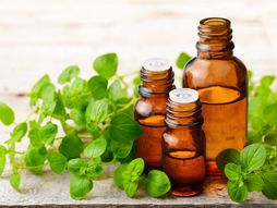 ulje divljeg origana, divlji origano, ulje, ulje origana, bočica