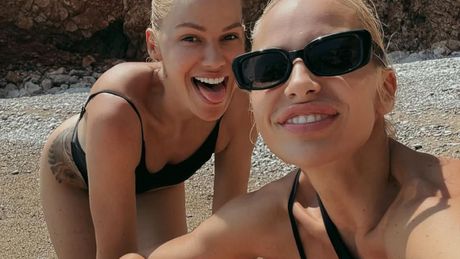 Kristina i Nataša Bekvalac