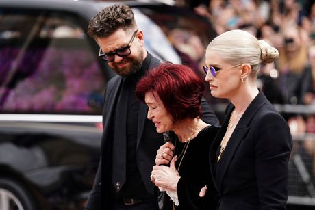 Oproštaj od Ozija Ozborna u Birmingemu, Ozzy Osbourne Oproštaj od Ozija Ozborna u Birmingemu, Ozzy Osbourne