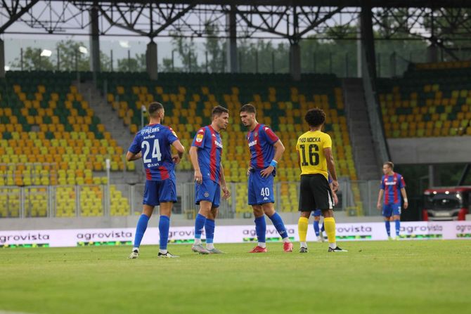 FK Partizan, FK Oleksandrija FK Partizan, FK Oleksandrija