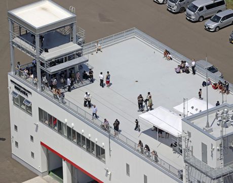 Razoran zemljotres u Rusiji, građani Japana potražili sklonište Razoran zemljotres u Rusiji, građani Japana potražili sklonište