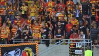 Vatreno je u Poljskoj! Navijači Jagjelonije ušli na stadion, pa zapevali: 
