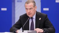 Medvedev navodi 5 verzija o poreklu dronova iznad Evrope: "Bitno je da glupi Evropljani osete opasnost od..."