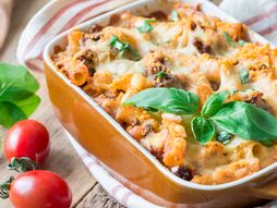 činija, ruča, pasta, meso, paradajz