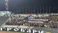 Grobari poslali moćnu poruku povodom 30 godina od Oluje, pa "zapalili" stadion u Humskoj!