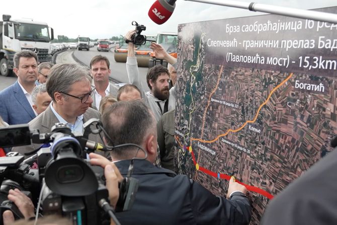 Vučić u obilasku Mačve i Podrinja Vučić u obilasku Mačve i Podrinja
