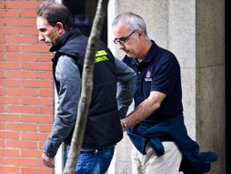 Asunta Fong Yang, roditelji