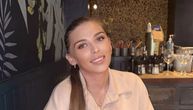 Mislila je da je otečena, a danas umire od gladi zbog retkog poremećaja: “Svet ide dalje, a ja stojim u mestu”