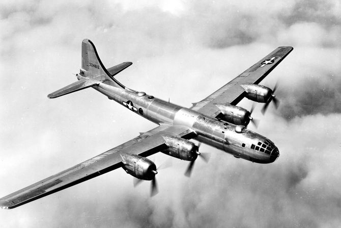 B-29 Superfortress, Super tvrđava bombarder , 2. svetski rat