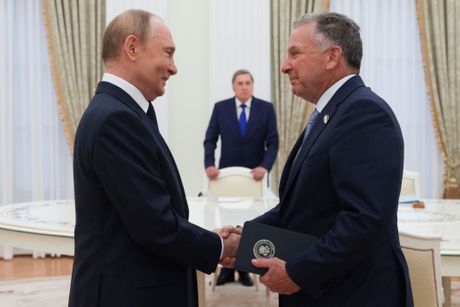 Vladimir Putin i Stiv Vitkof Vladimir Putin i Stiv Vitkof