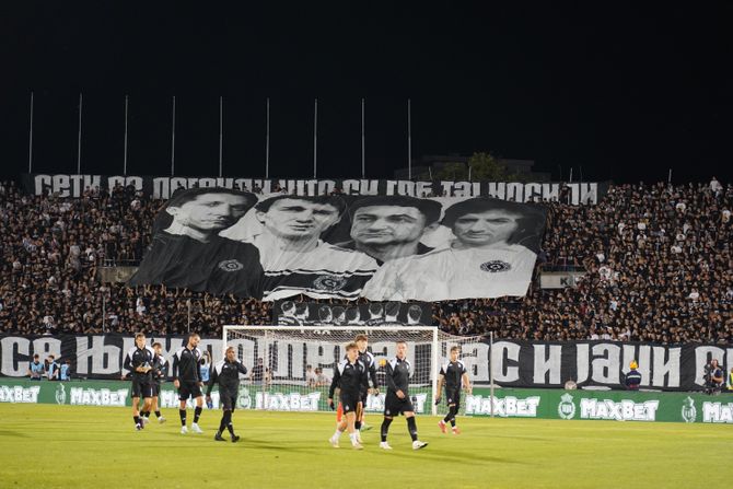 FK Partizan - FK Hibernijan