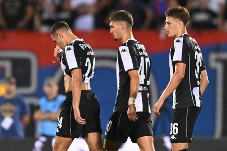 Fudbal kvalifikacije za UEFA Ligu Konferencija Liga Konferencija FK Partizan FK Hibernijan Hibernian Fudbal kvalifikacije za UEFA Ligu Konferencija Liga Konferencija FK Partizan FK Hibernijan Hibernian