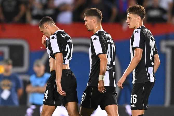 Fudbal kvalifikacije za UEFA Ligu Konferencija Liga Konferencija FK Partizan FK Hibernijan Hibernian Fudbal kvalifikacije za UEFA Ligu Konferencija Liga Konferencija FK Partizan FK Hibernijan Hibernian