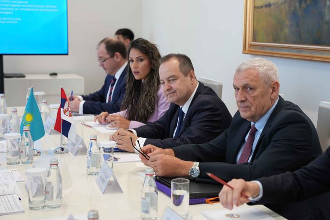 Ivica Dačić, ministar nacionalne ekonomije Republike Kazahstan Serik Žumangarin