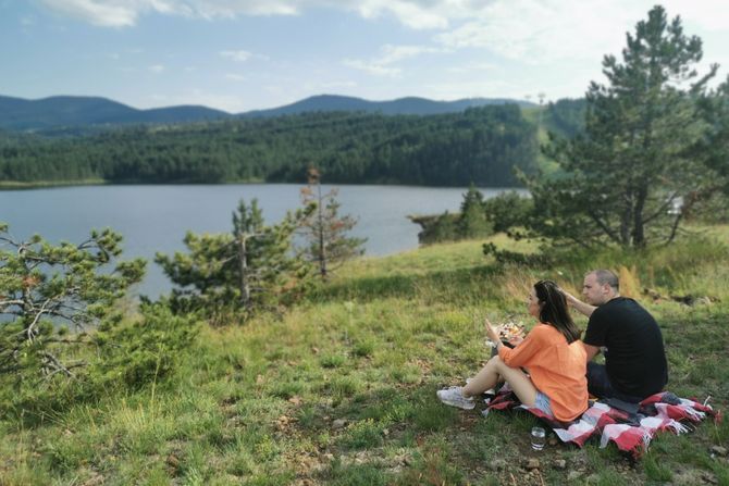 Zlatni grad, Ribničko jezero, Zlatibor