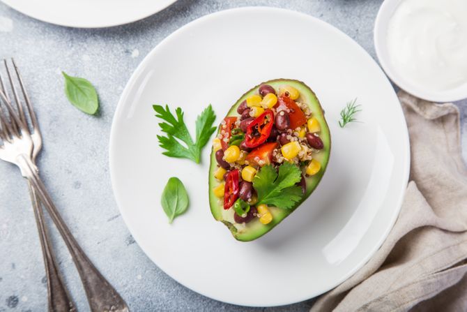 punjeni avokado