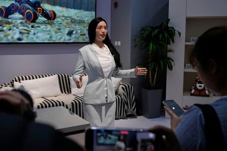 peking, roboti, kina, soping centar