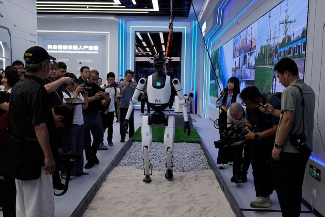 peking, roboti, kina, soping centar