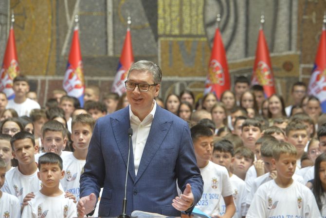 Aleksandar Vučić,. kamp "Srbija te zove 2025"