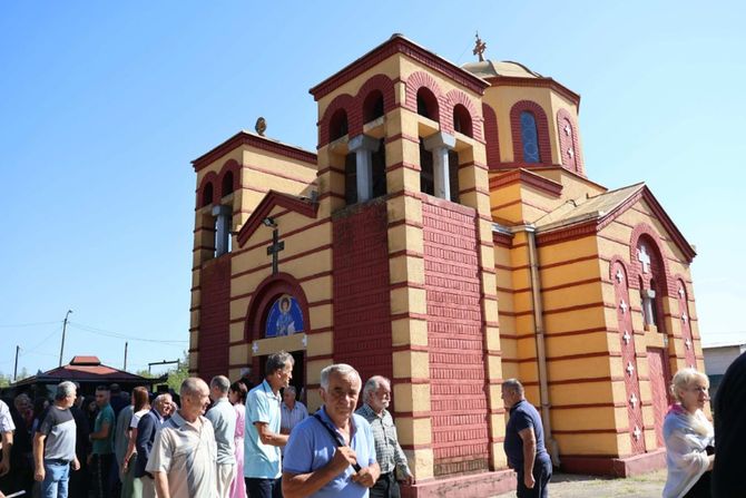 Obeležavanje crkvene slave u selu Samaila kod Čačka Obeležavanje crkvene slave u selu Samaila kod Čačka