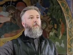 Otac Predrag Popović