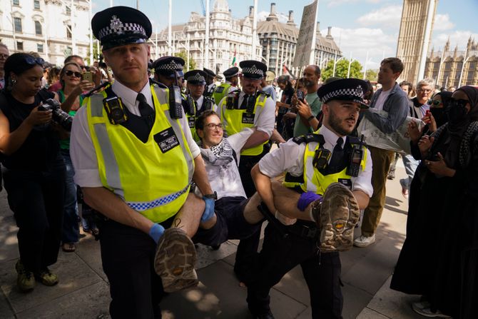 London, hapšenje