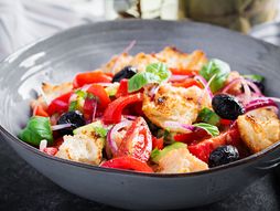 Panzanela salata