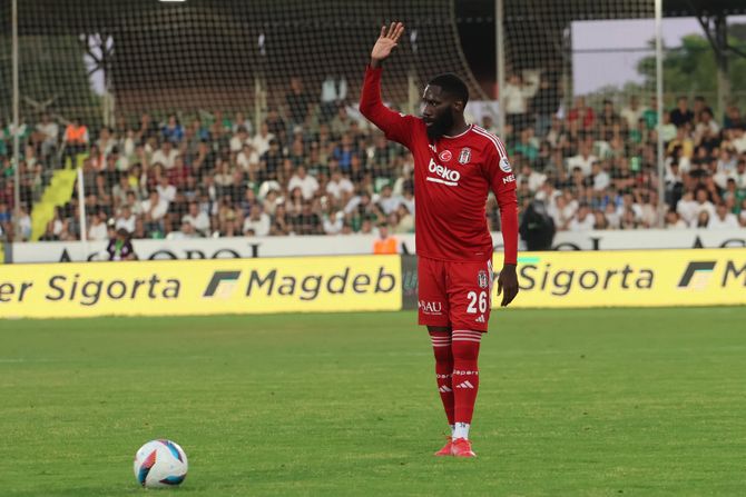 Artur Masuaku