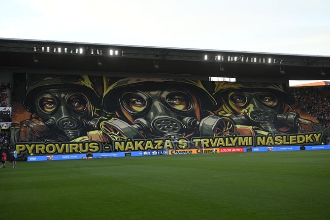 FK Slavija Prag - navijači Slavije - koreografija