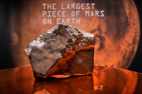 Meteorit iz Nigera Meteorit iz Nigera