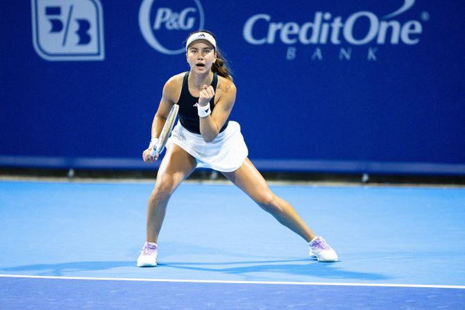 Iva Jović Iva Jović
