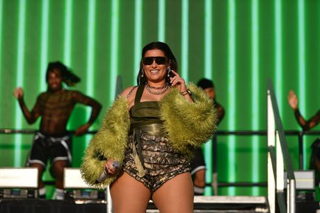 Neli Nelly Furtado