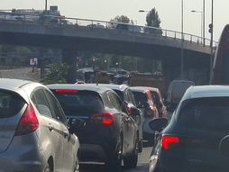 Gužva, Ada Ciganlija, gužva u saobraćaju, Da, Most na Adi, Obrenovački put