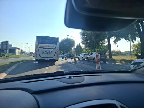 Gužva, Ada Ciganlija, gužva u saobraćaju, Da, Most na Adi, Obrenovački put Gužva, Ada Ciganlija, gužva u saobraćaju, Da, Most na Adi, Obrenovački put